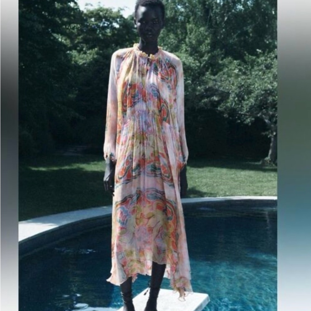 PRINTED MIDI DRESS ZW COLLECTION
MULTICOLORED. SIZE MEDIUM - Picture 2 of 7